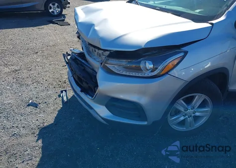 2020 Chevrolet Trax Fwd Lt z USA, uszkodzony, nr VIN KL7CJLSB0LB029045